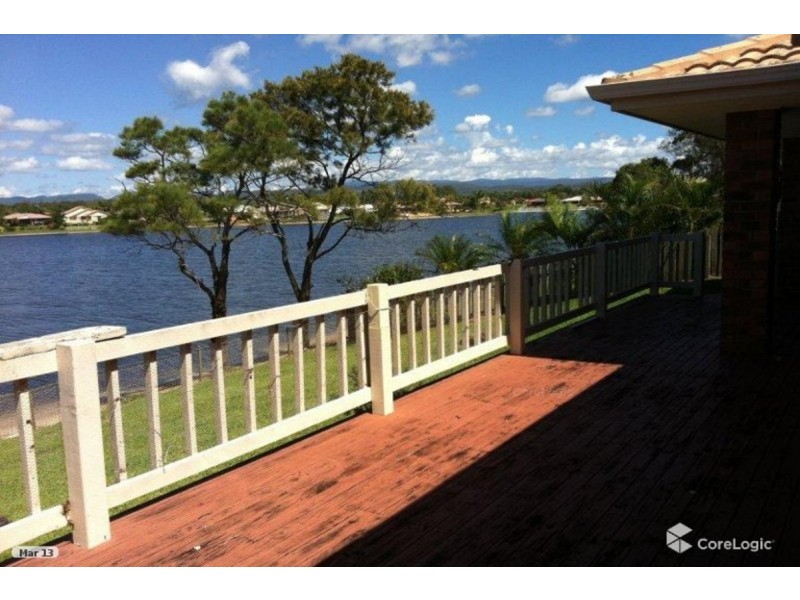 44 Auk Avenue, Burleigh Waters QLD 4220