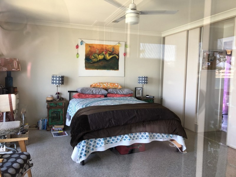 44 Auk Avenue, Burleigh Waters QLD 4220