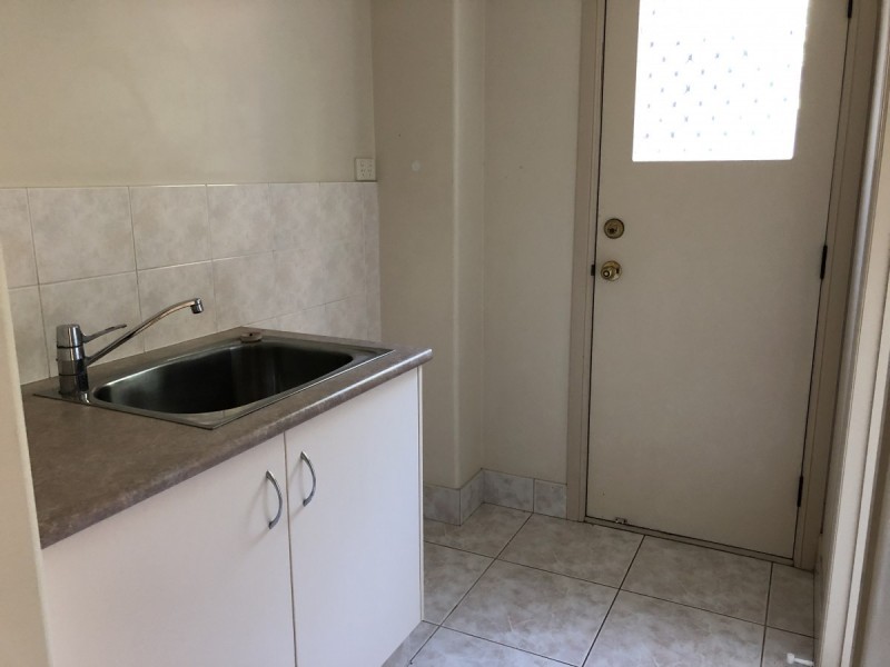 2/40 Nobby Parade, Miami QLD 4220