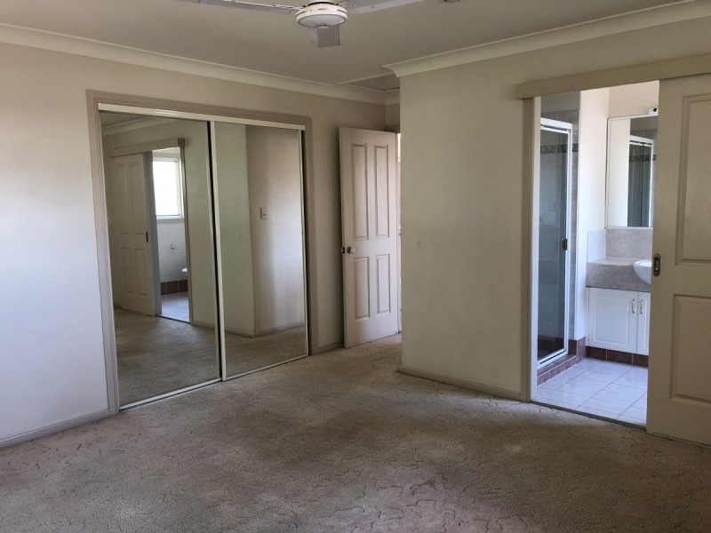 2/40 Nobby Parade, Miami QLD 4220