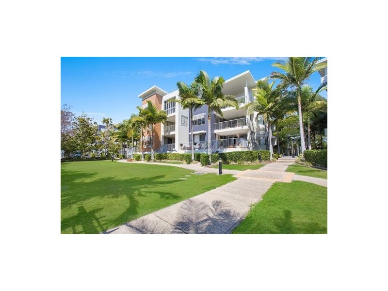 16/64 Riverwalk Ave, Robina QLD 4226