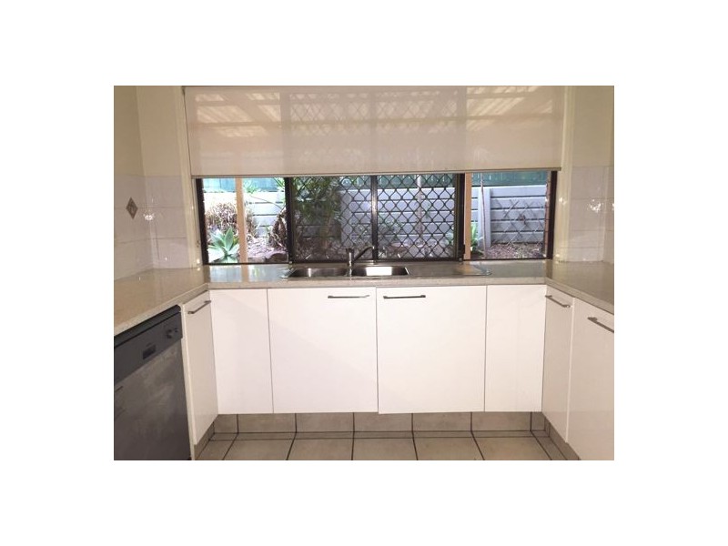 3 Indooroopilly Court, Robina QLD 4226