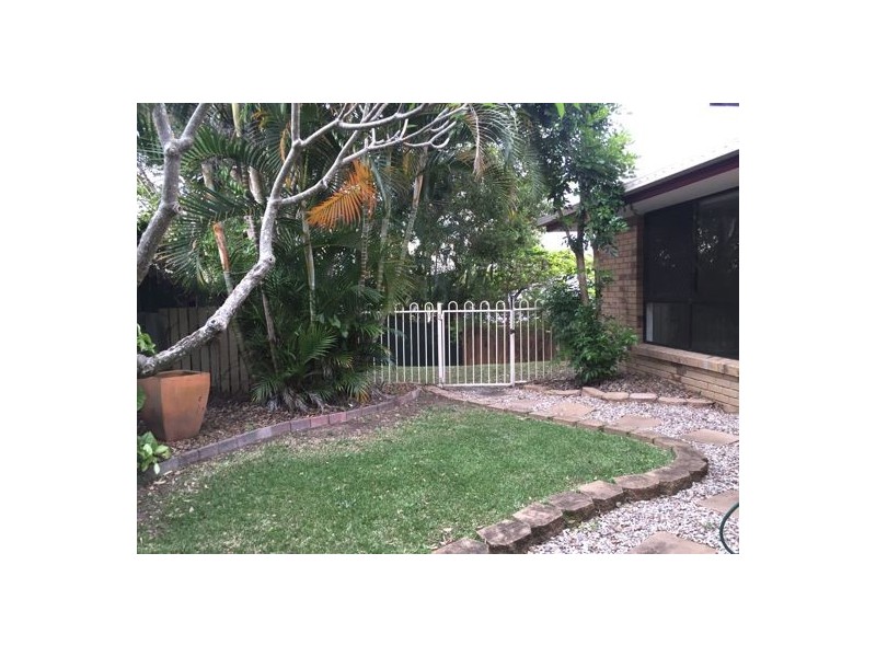 3 Indooroopilly Court, Robina QLD 4226