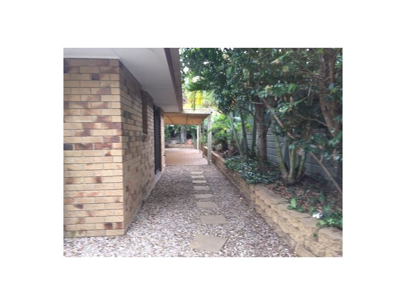 3 Indooroopilly Court, Robina QLD 4226