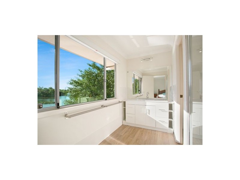 7/5 Kallista Close, Robina QLD 4226