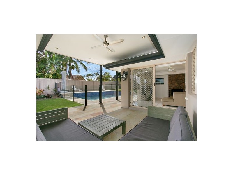16 Nunawading Court, Robina QLD 4226