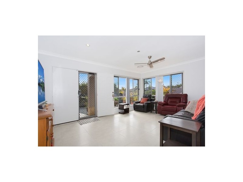 Varsity Lakes QLD 4227