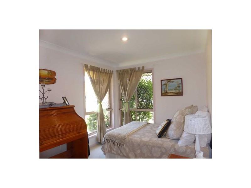 32 Bothwell Street, Robina QLD 4226