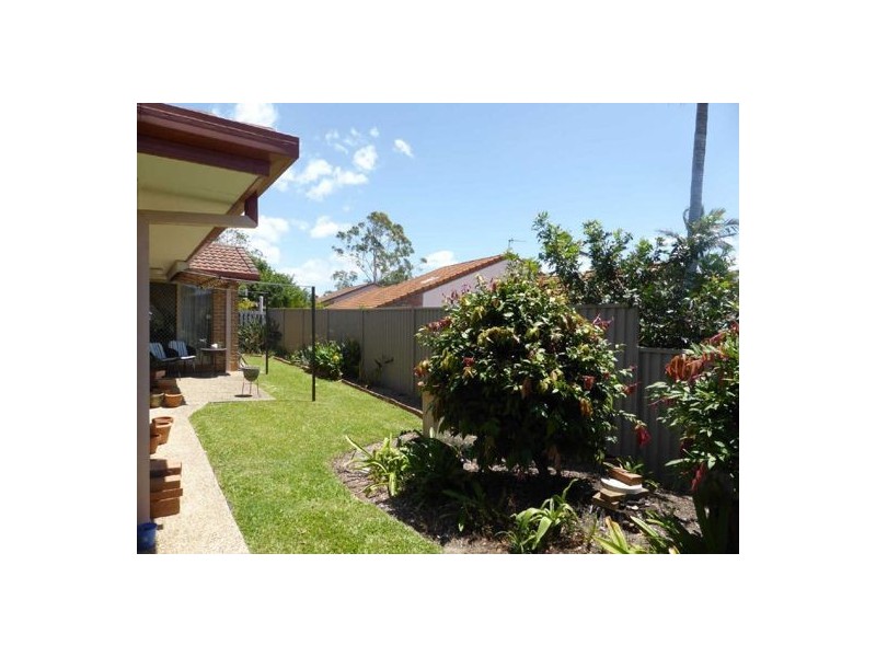 32 Bothwell Street, Robina QLD 4226