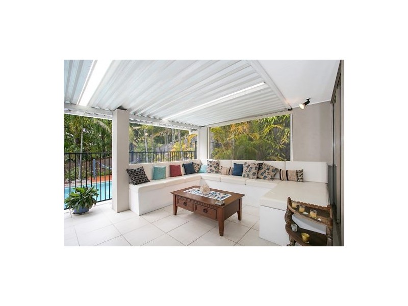 6 Indooroopilly Court, Robina QLD 4226