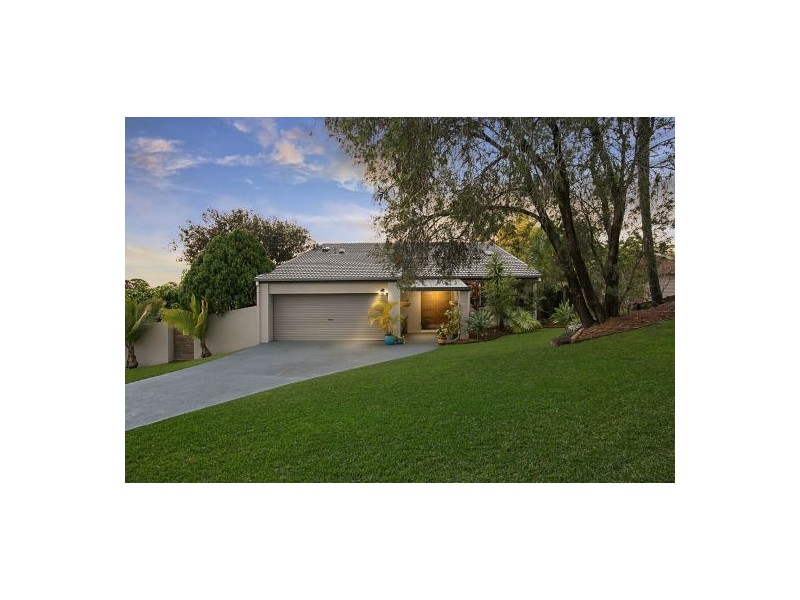 6 Indooroopilly Court, Robina QLD 4226