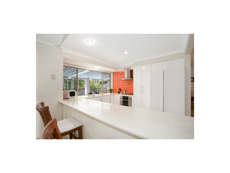 6 Indooroopilly Court, Robina QLD 4226