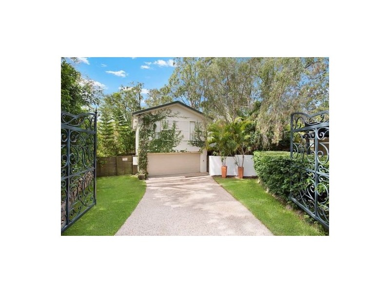 15 Merion Court, Robina QLD 4226