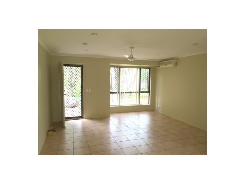 25/236 Ron Penhaligon Way, Robina QLD 4226