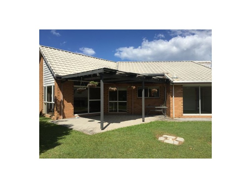 12 Prestwick Court, Robina QLD 4226