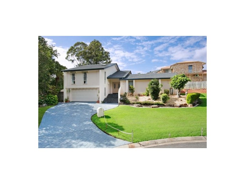 32 Banff Court, Robina QLD 4226