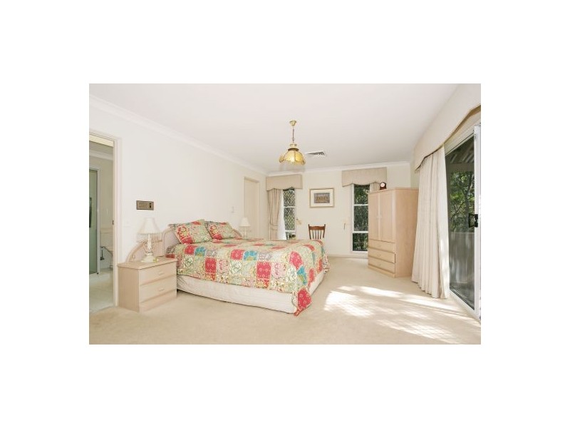 32 Banff Court, Robina QLD 4226