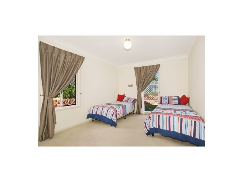 32 Banff Court, Robina QLD 4226