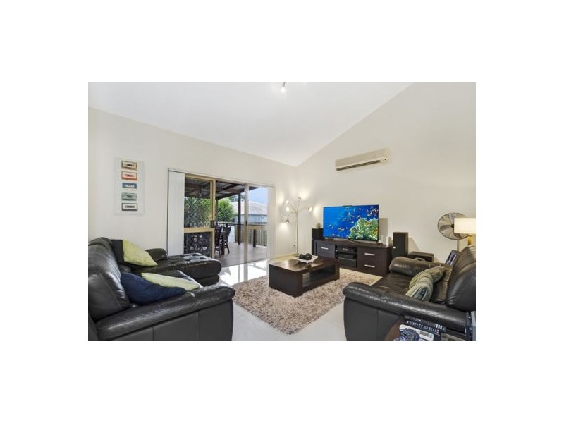 23 Cheltenham Drive, Robina QLD 4226