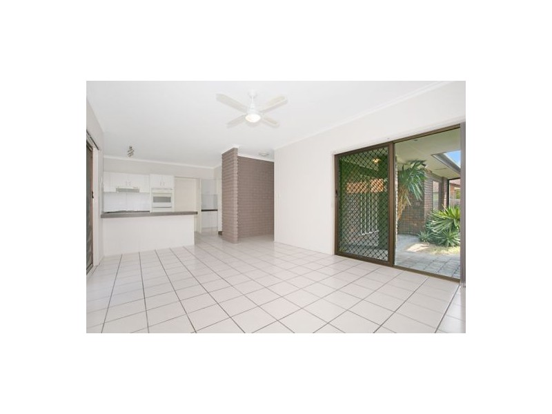 13 Carlingford Place, Robina QLD 4226