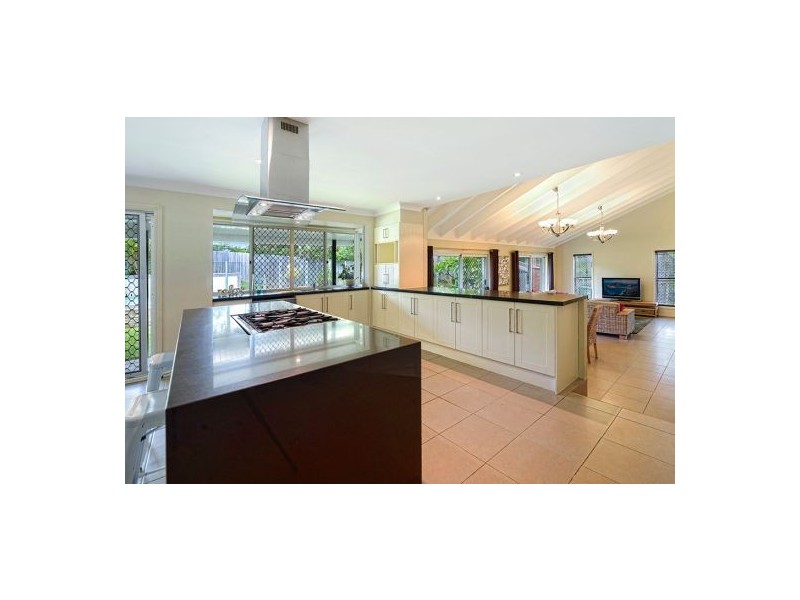 3 Drummoyne Ct, Robina QLD 4226
