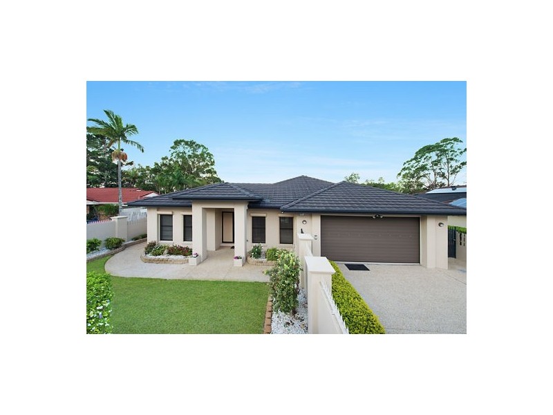 73 Newport Dr, Robina QLD 4226