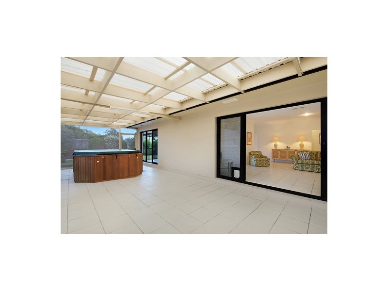 73 Newport Dr, Robina QLD 4226