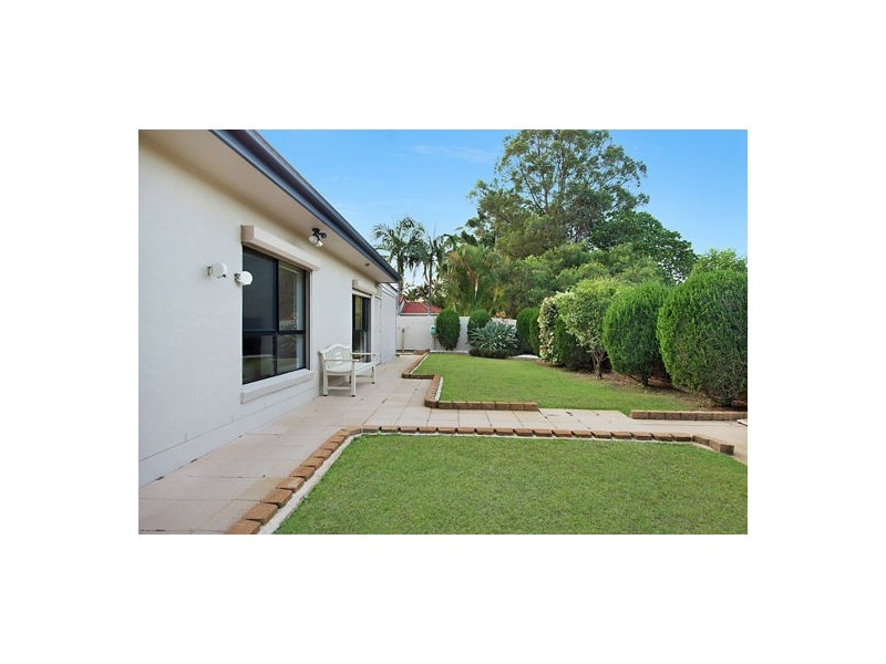 73 Newport Dr, Robina QLD 4226