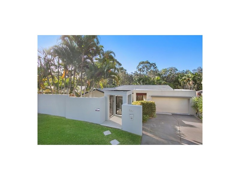 4 Pinnacle Ct, Robina QLD 4226