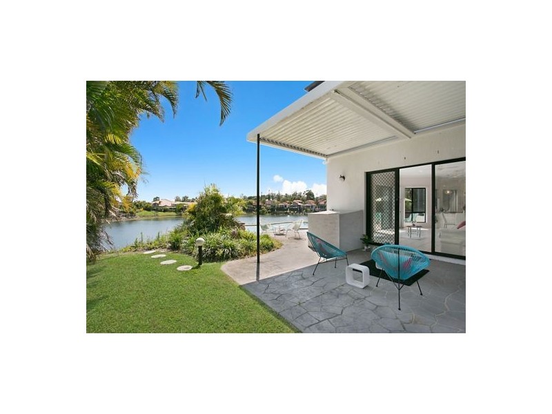 52 Mornington Tce, Robina QLD 4226