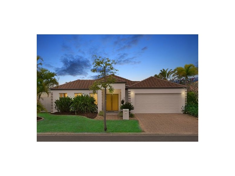 5 Mikado Way, Robina QLD 4226