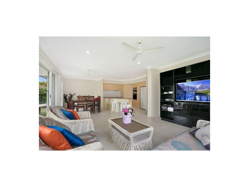 5 Mikado Way, Robina QLD 4226
