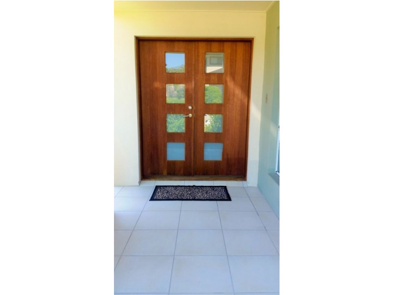 26 Royal Woods Dr, Robina QLD 4226