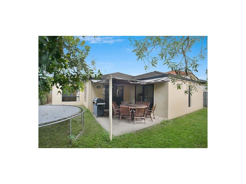 8 Solitaire Pl, Robina QLD 4226