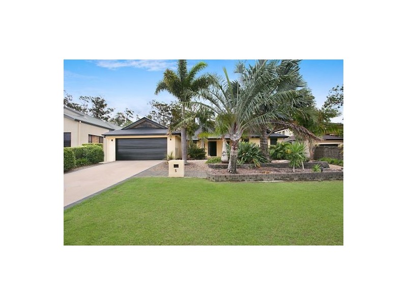 5 Straite Dr, Robina QLD 4226