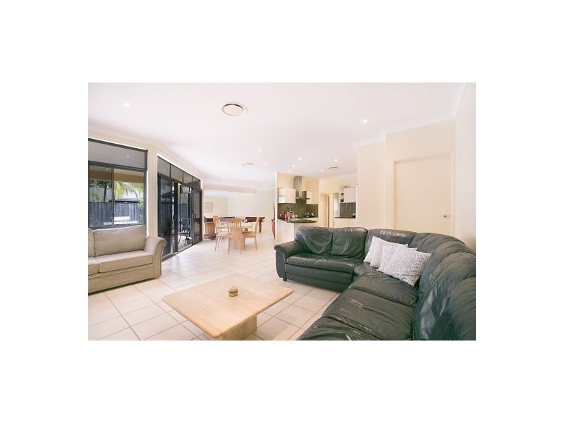 5 Straite Dr, Robina QLD 4226
