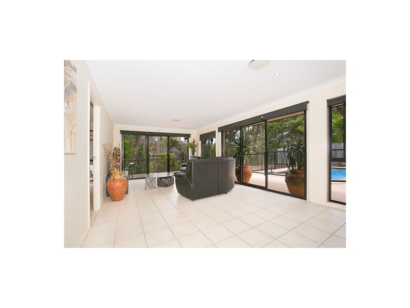 5 Straite Dr, Robina QLD 4226