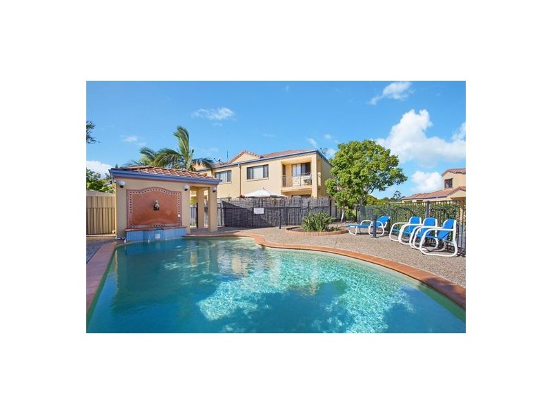 1/2 CONCORD CCT, Robina QLD 4226