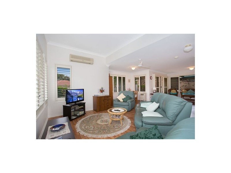 29 Hillsborough Close, Robina QLD 4226