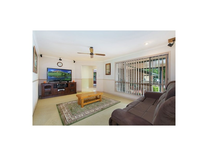 64 THORNGATE DR, Robina QLD 4226