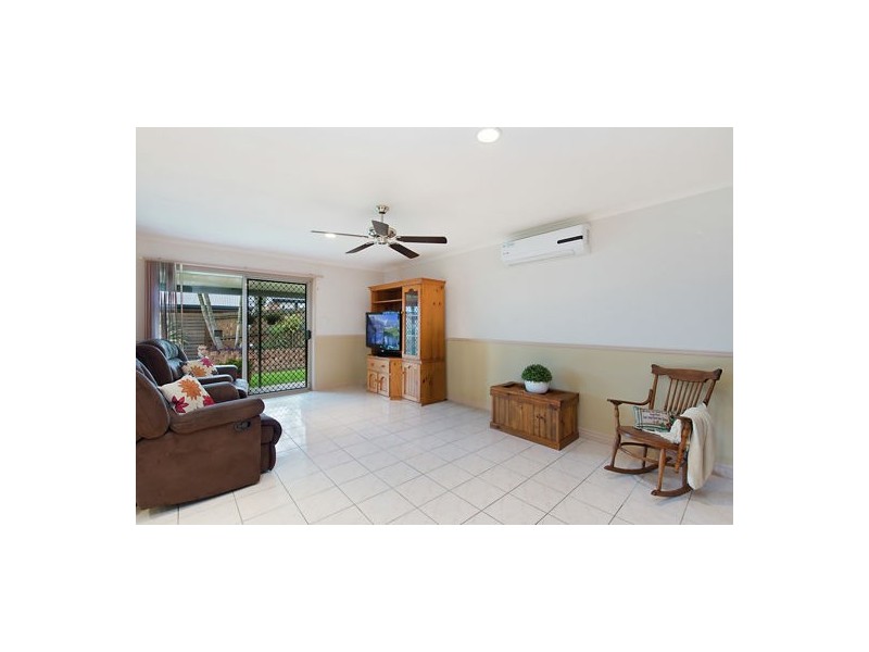 64 THORNGATE DR, Robina QLD 4226