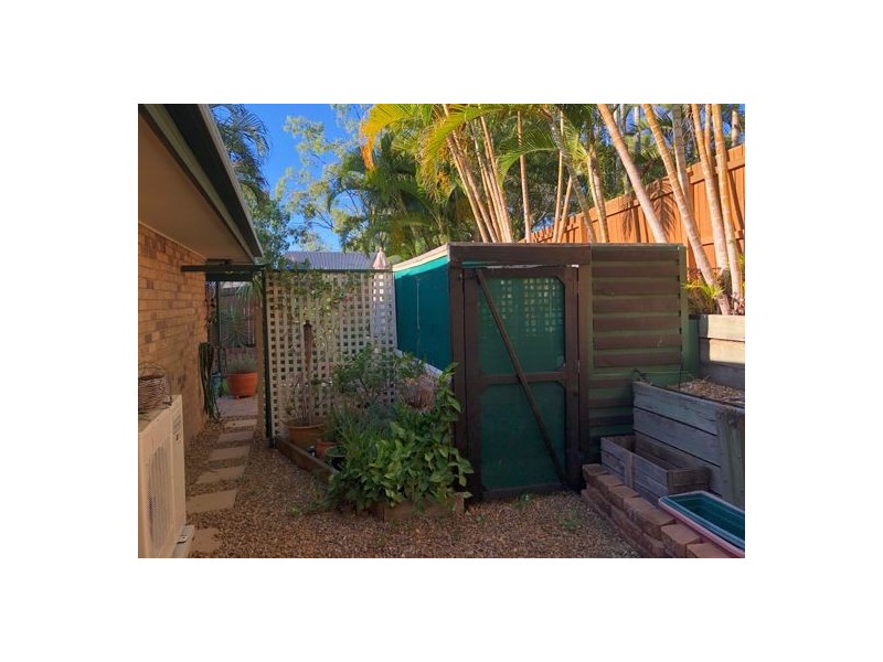 64 THORNGATE DR, Robina QLD 4226