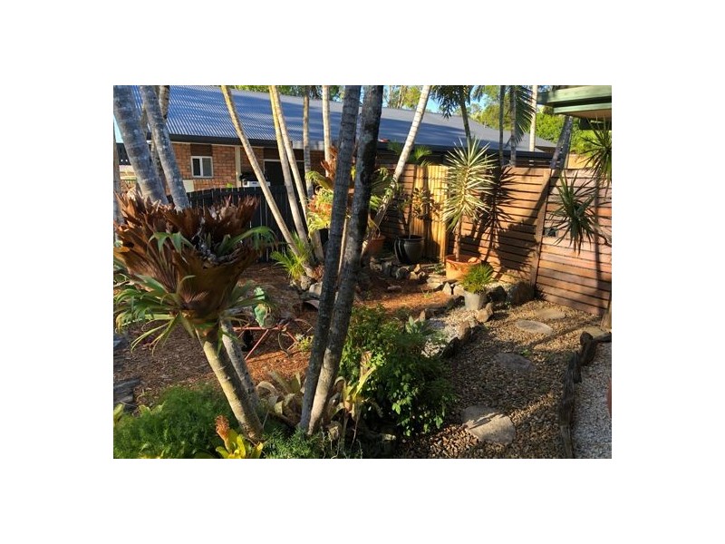 64 THORNGATE DR, Robina QLD 4226