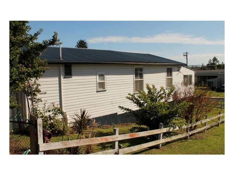 6 George Street, Kyogle NSW 2474