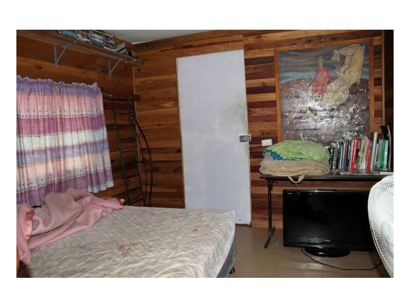 15 Crown Street, Urbenville NSW 2475