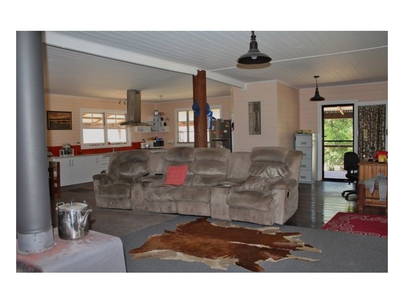 11 Iron Pot Creek Road: ETTRICK, Kyogle NSW 2474