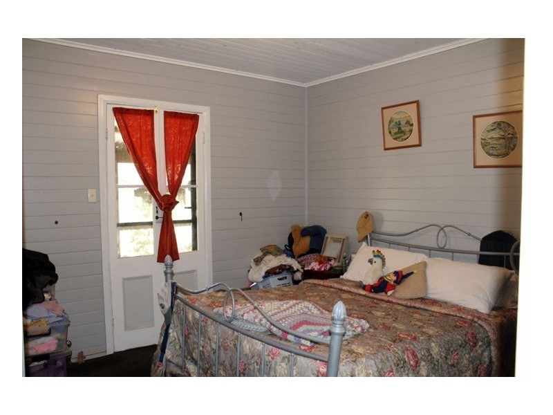 11 Iron Pot Creek Road: ETTRICK, Kyogle NSW 2474