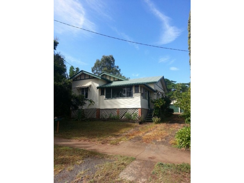 81 Avondale Avenue, Lismore NSW 2480