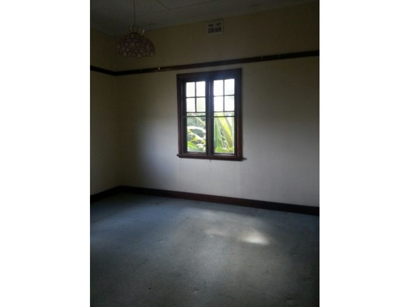 81 Avondale Avenue, Lismore NSW 2480