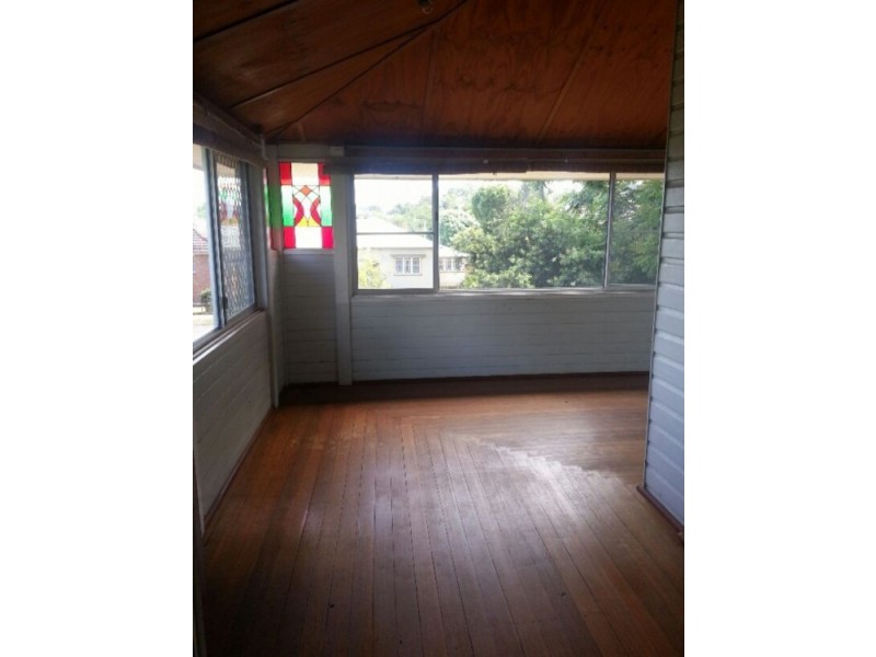 81 Avondale Avenue, Lismore NSW 2480